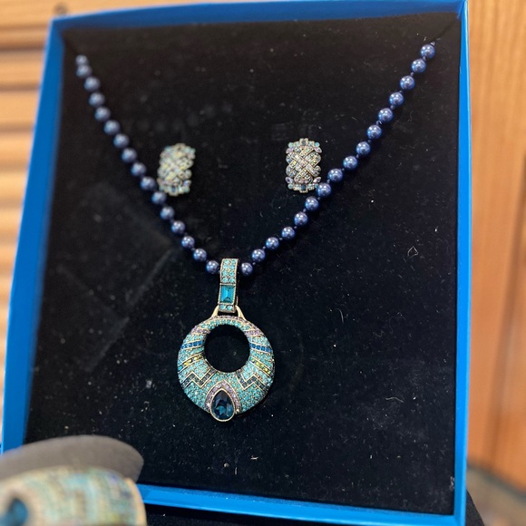 Heidi Daus Navy & Aqua Pearl & Crystal Necklace/Bracelet/Earrings Set 💙💎 - Picture 8 of 12